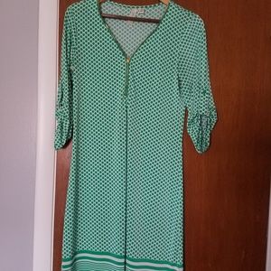 Polka dot dress with gold zip